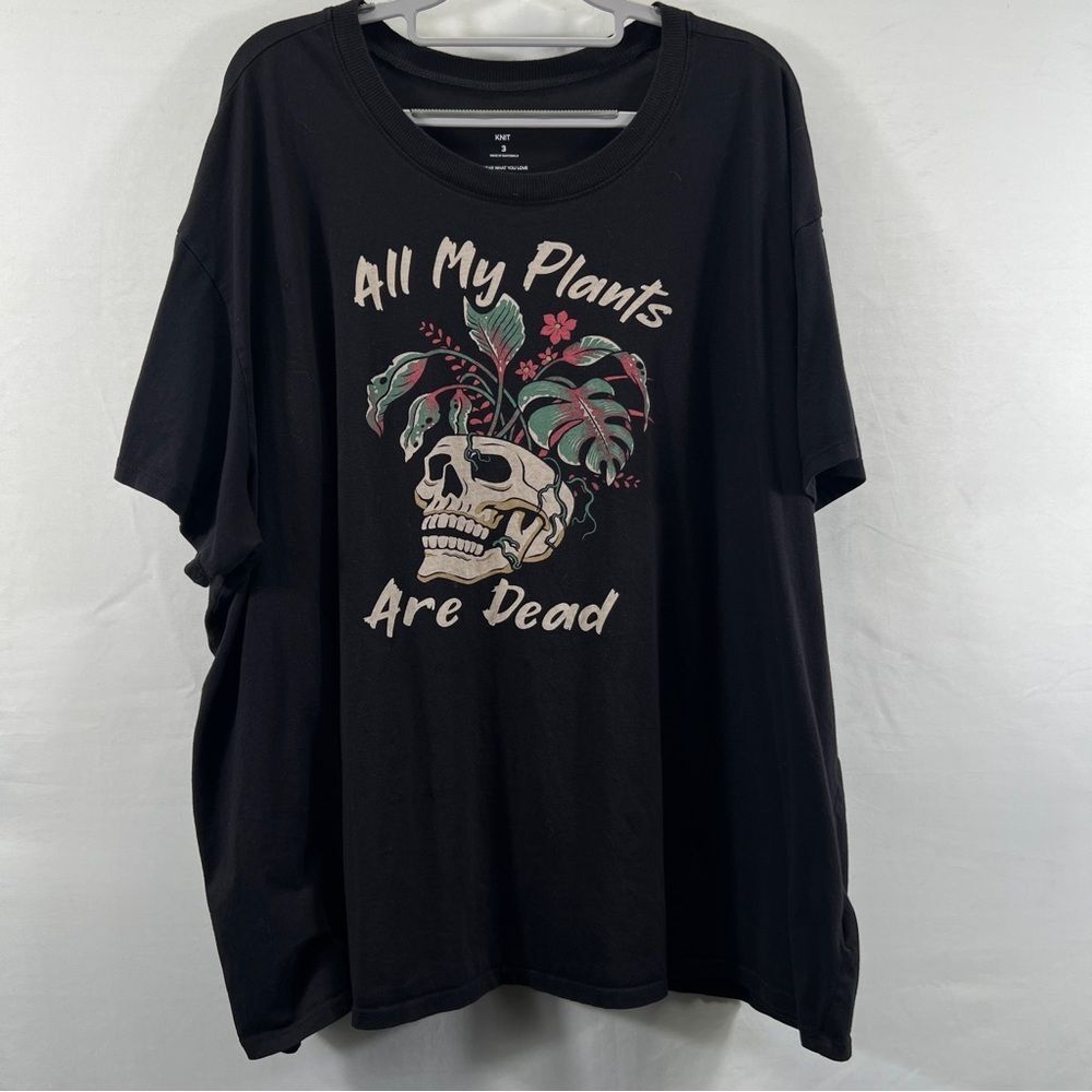 Heritage by Torrid Black Tee w/Skull and Floral Graphic 0813